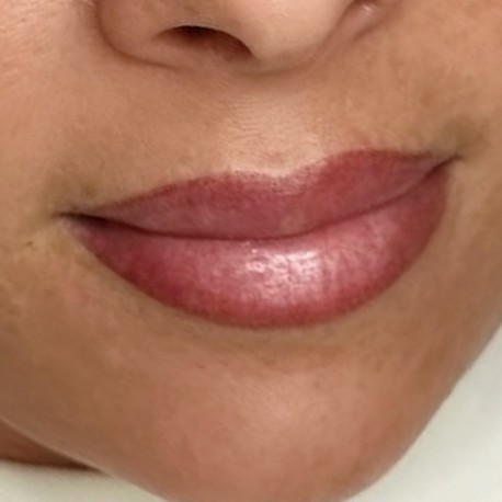 Close-up van lippen na een lippigmentatie bij IC Beauty